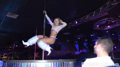Emma Bugg - Work The Pole | Picture (6)