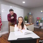 Isabella Nice in 'Helpful Professor'